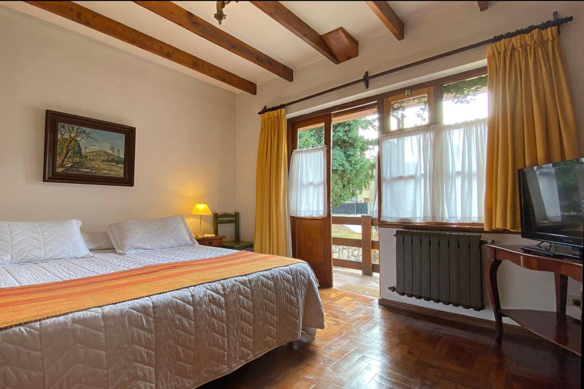 Hosteria Canela B&B Esquel Bagian luar foto