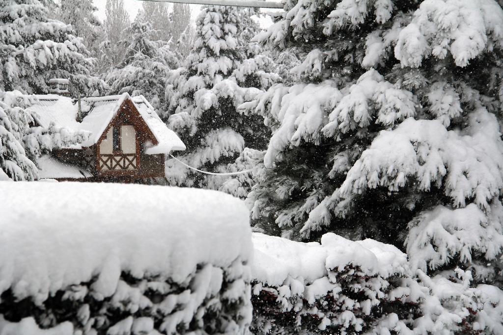Hosteria Canela B&B Esquel Bagian luar foto